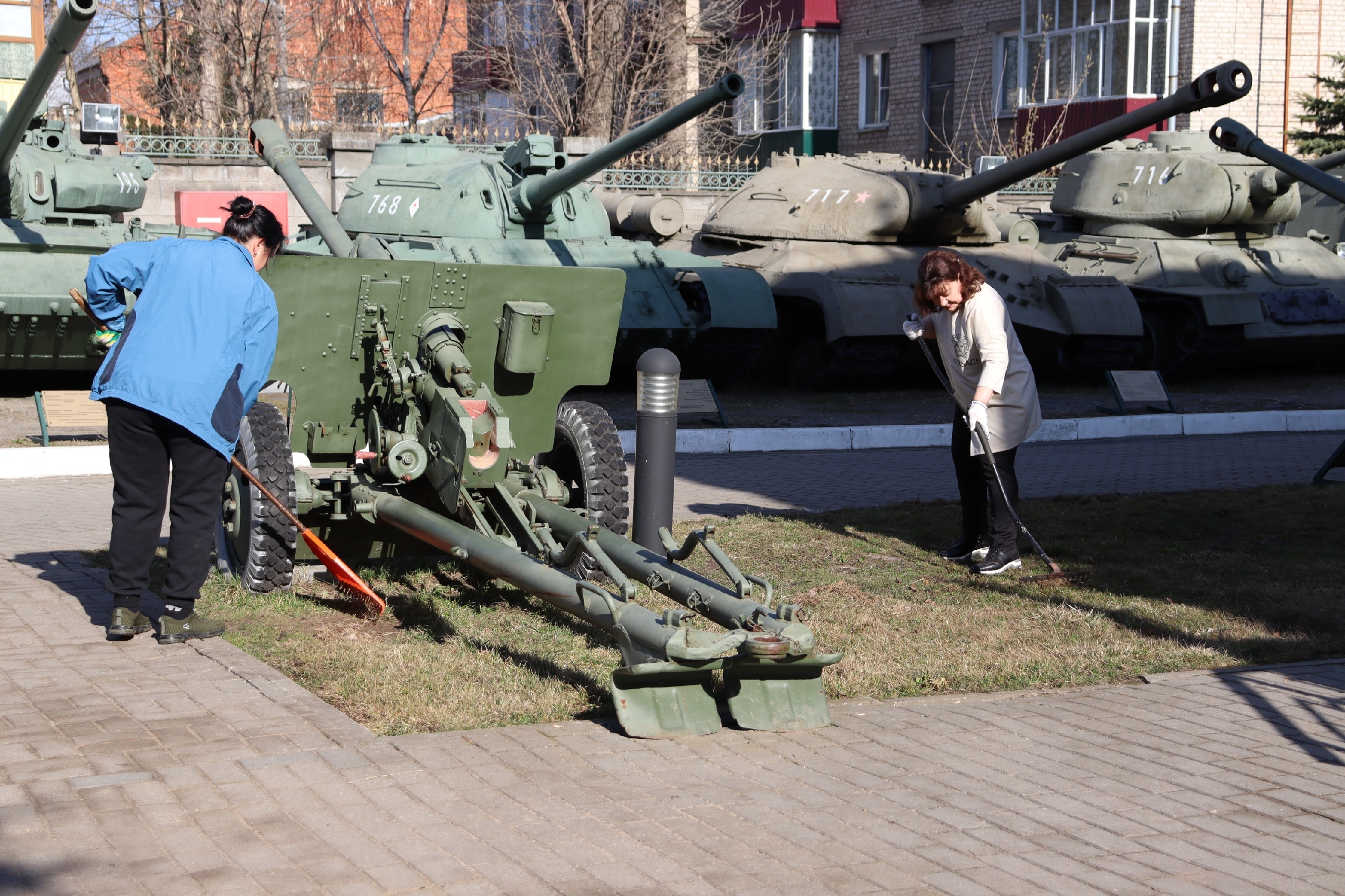 Областной субботник