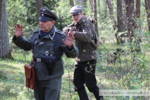 Оживляя историю: сотрудники музея стали участниками военно-исторической реконструкции в Чечерске