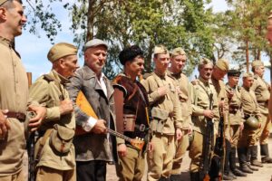 Лица истории: кто оживил подвиг героев 1944 года?