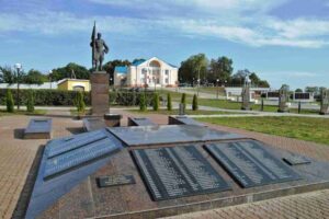 83-Я ГОДОВЩИНА ОСВОБОЖДЕНИЯ ЛОЕВА ОТ НЕМЕЦКО-ФАШИСТСКИХ ЗАХВАТЧИКОВ